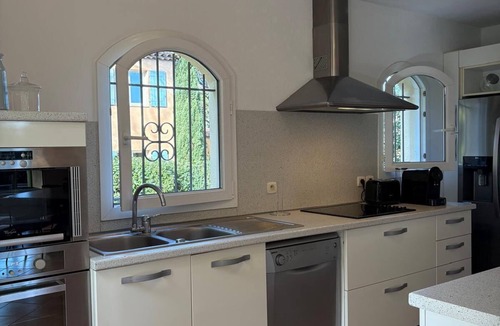 Plage de la Garonnette Villa | Villa Jade Sainte-Maxime - BEACH BY FOOT