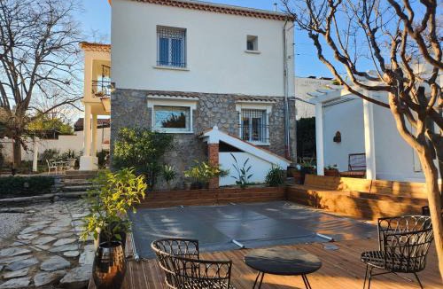 Beziers House | Villa Jalna