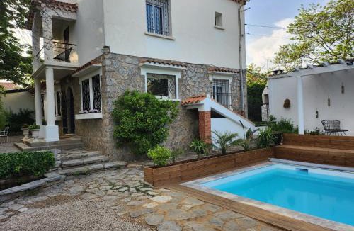 Beziers House | Villa Jalna