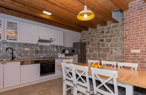 Prolozac Villa | Villa Janja - Makarska by Villas Guide