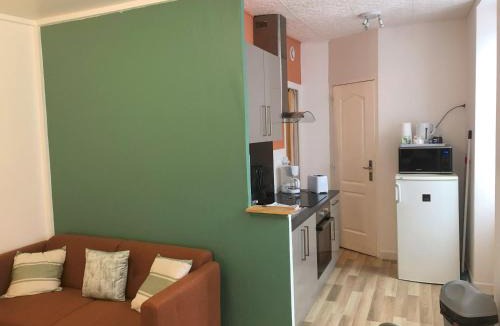 Pougues-les-Eaux Apartment | Villa Jean Pierre