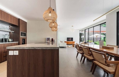 Melayang Villa | Villa Jenggala by GORO