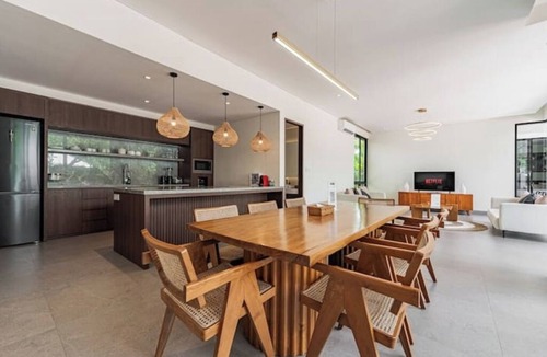 Melayang Villa | Villa Jenggala by GORO