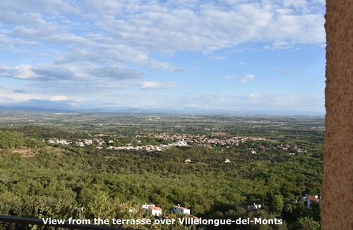 Laroque-des-Alberes Villa | Villa Josephine: Above the vine yards overlooking the sea, big terrasse & pool