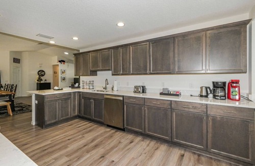 Inverness House | Villa JOY: 3-bed/2-bath & private pool/spa