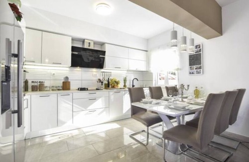 Mravince Villa | Villa Joy