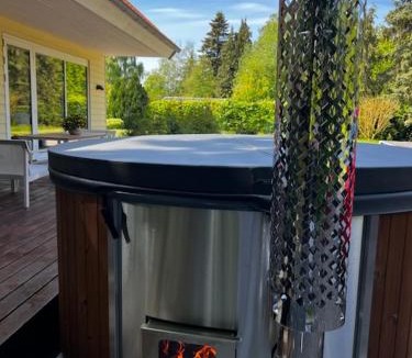 Kettinge House | Villa Jule - Cozy and Elegant Place with Open Ceiling, Beautiful Garden and Specious Terrace