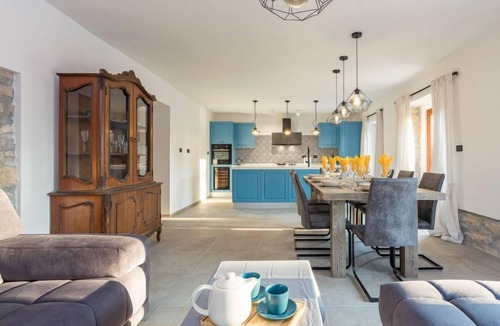 Radini House | Villa Julia by Interhome