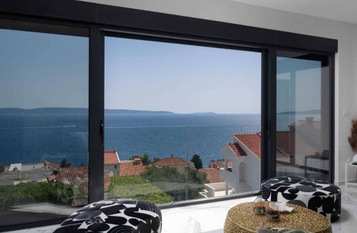 Okrug Gornji Villa | Villa Julian with a heated pool