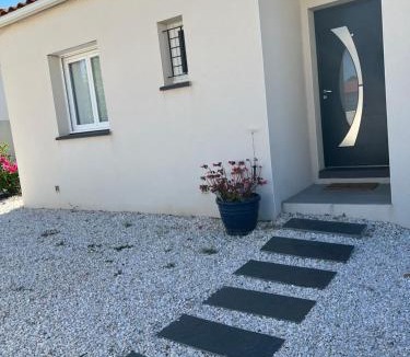 Brouilla Villa | Villa Kaly,piscine privée plein sud, climatisation, internet