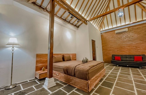 Srimulyo Villa | Villa Kamar Tamu Piyungan