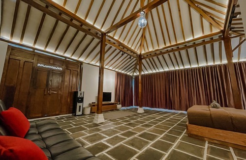 Srimulyo Villa | Villa Kamar Tamu Piyungan