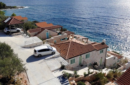 Vela Luka Apartment | Villa Kamen Green Apartment 2