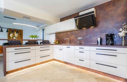 Kras House | Villa KAMENICA with outdoor and indoor pool and a sauna