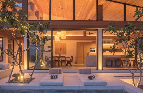 Praya Barat Villa | Villa Kami at Tampah Hills