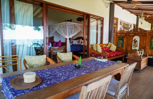Sukadana Hotel | Villa Kampung Kecil Beach Front