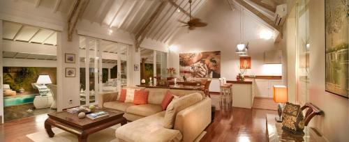 Umalas Villa | Villa Karina