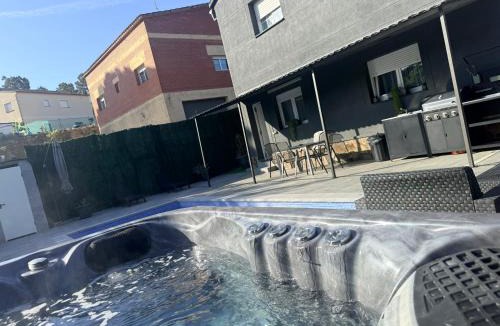 Vidreres Villa | Villa Karina Lloret de Mar