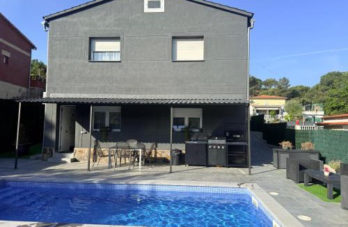 Vidreres Villa | Villa Karina Lloret de Mar