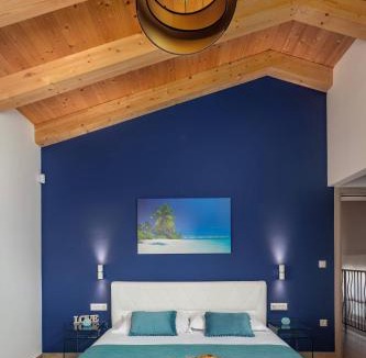 Frata Villa | Villa Karla Tar