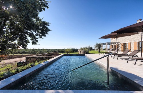 Finida Villa | Villa Katarina di Maladel