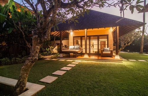Cemagi Villa | Villa Kemah Tinggi · Luxury 4BR Hideaway in Canggu