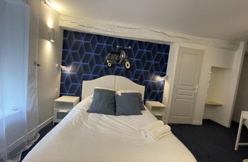 Cusset House | Villa Kiara Hebergements