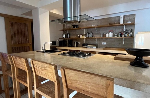 Broce House | Villa Kobas - Five Bedroom Holiday Home with Sea View
