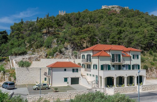 Hvar Apartment | Villa Kogo Apartment 7 with a swimming pool, city center Hvar