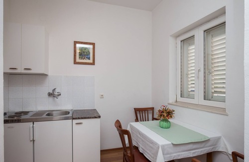 Rozat Apartment | Villa Konalić - Comfort Studio Apartment with Balcony and Sea View