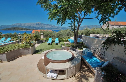 Lumbarda Villa | Villa Korkyra with Pool