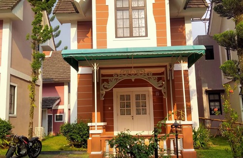 Cipanas Villa | Villa Kota Bunga Puncak , Dengan Fasilitas Lengkap