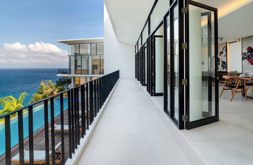 Senggigi Villa | Villa Kukenan by Elite Havens