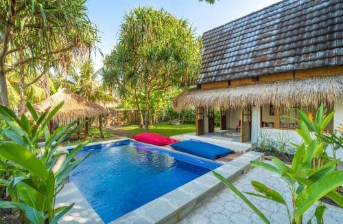 Gili Air Villa | Villa Kupu-Kupu, private pool & lush garden