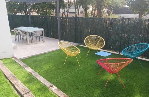 Thuir Villa | Villa L'Éden des Aspres 3 ch climatisée avec Jardin, Terrasse, Billard & Wifi