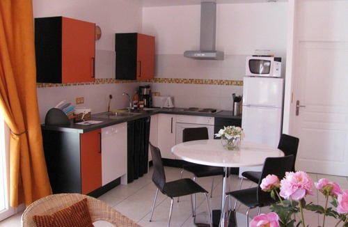 Montagnac Villa | Villa "L'Abricotier" for 2/4 people