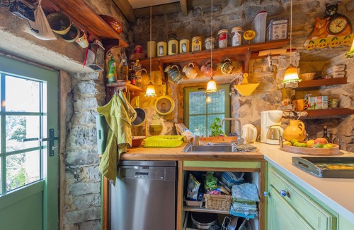 Les Vans Villa | Villa 'L'Elzède' for 2–6 Guests with Mountain View, Private Pool, and Wi-Fi