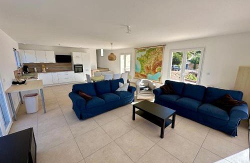 Roquebrun House | Villa l'Esquirol with view and pool