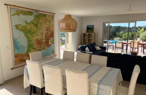 Roquebrun House | Villa l'Esquirol with view and pool