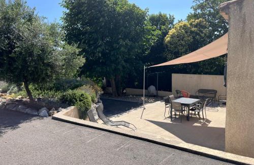 Etoile-sur-Rhone House | Villa LA BELLE ETOILE