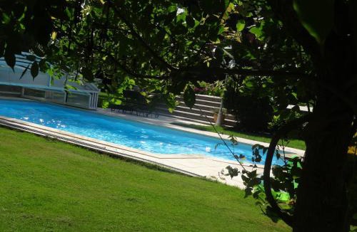 Chailly-en-Biere Bed & Breakfast | Villa La Clef Des Champs