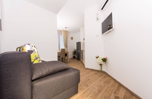 Veliki Drvenik Apartment | Villa LA-Comfort One Bedroom Apartment with Sea View Terrace 3