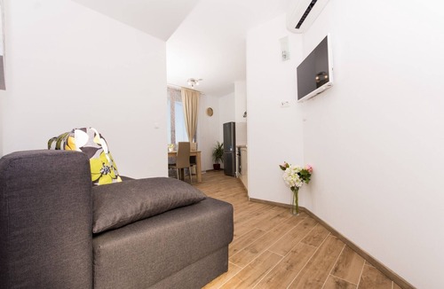 Veliki Drvenik Apartment | Villa LA-Comfort One Bedroom Apartment with Sea View Terrace 2