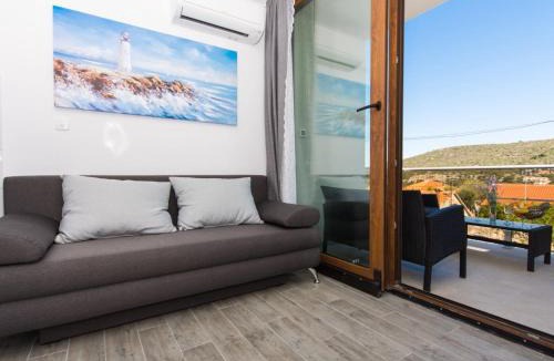 Veliki Drvenik Apartment | Villa LA-Comfort One Bedroom Apartment with Sea View Terrace 2