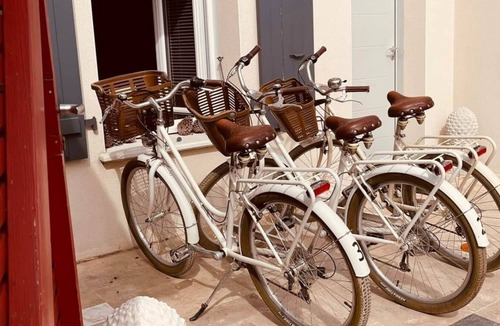 Port District Villa | Villa La Crique 6 pers. - Le Clos de Chatel - Patio Jacuzzi