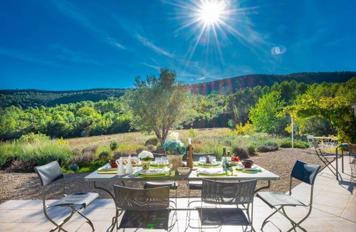 Le Cannet-des-Maures Villa | Villa La Pastorale by Villa Plus