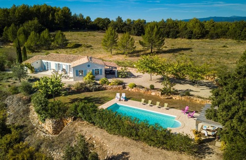 Le Cannet-des-Maures Villa | Villa La Pastorale by Villa Plus