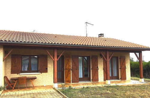 Saint-Denis-les-Bourg Villa | VILLA LA BELLE BRESSANE