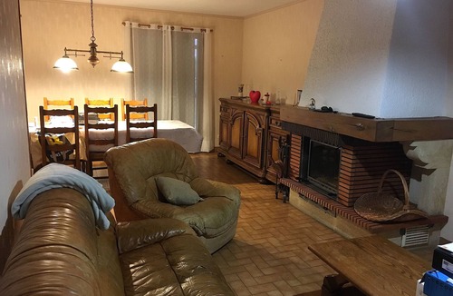 Saint-Denis-les-Bourg Villa | VILLA LA BELLE BRESSANE