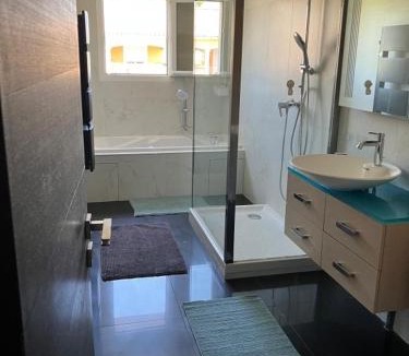 Vic-la-Gardiole Villa | Villa la Gardiole